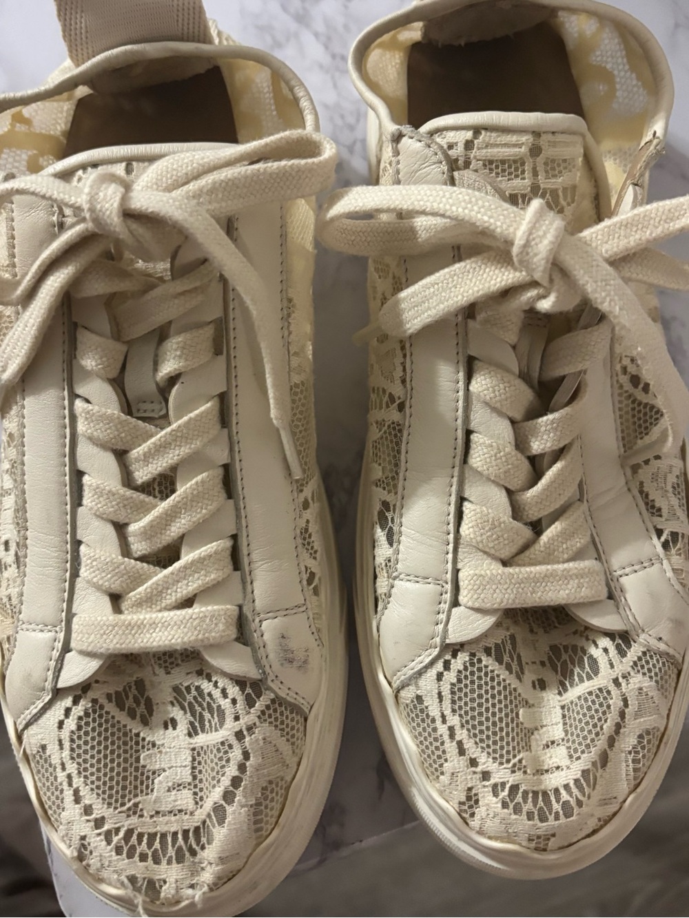 Chloé Cream Lace-Detail Sneakers